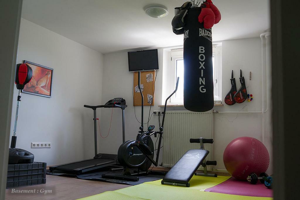 Entire House In Schwarzwald With Mountain View, Private Gym,Sauna And Garden Unterkirnach Exterior photo